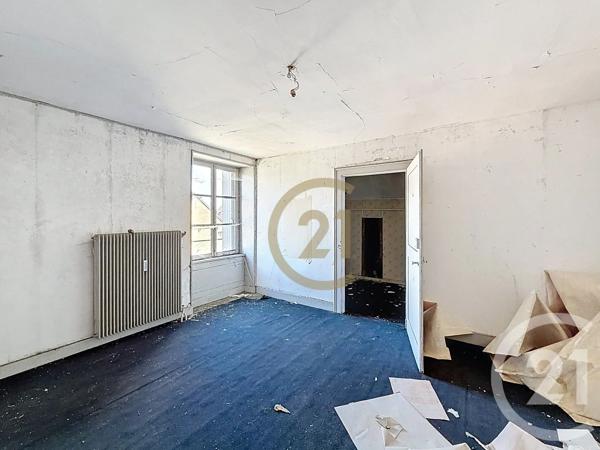 Maison à vendre  10 pièces - 175 m 2   LURE  - 70