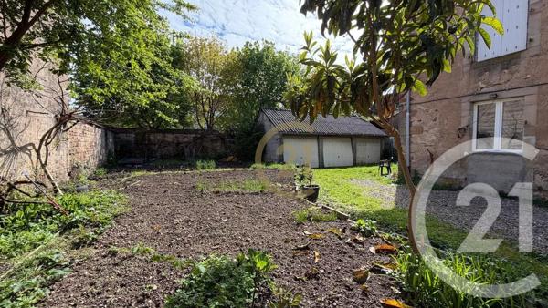 Maison à vendre  10 pièces - 175 m 2   LURE  - 70