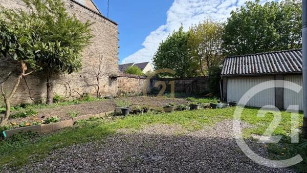 Maison à vendre  10 pièces - 175 m 2   LURE  - 70