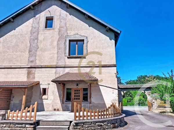 Maison à vendre  6 pièces - 207,20 m 2   FOUGEROLLES  - 70