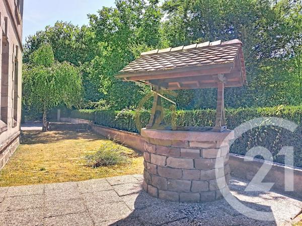 Maison à vendre  6 pièces - 207,20 m 2   FOUGEROLLES  - 70