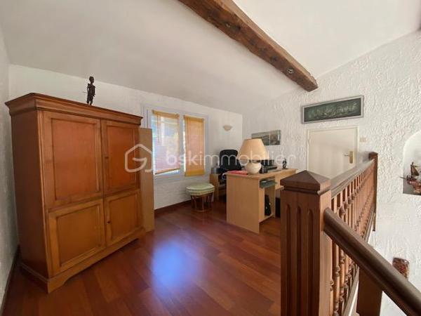 Maison de 220,94 m²