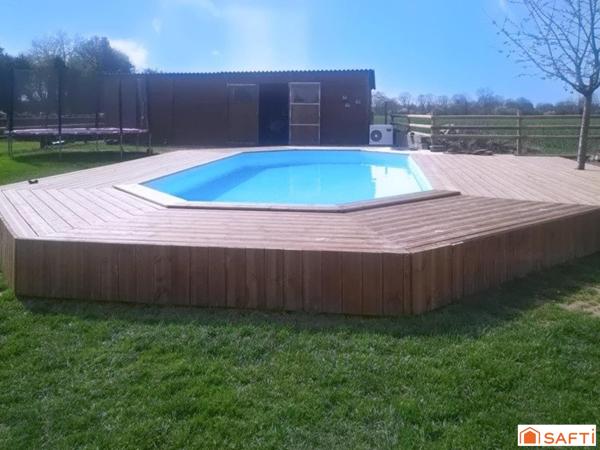 CONFORABLE ET SPACIEUSE MAISON NORMANDE AVEC PISCINE