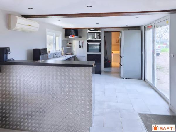 CONFORABLE ET SPACIEUSE MAISON NORMANDE AVEC PISCINE