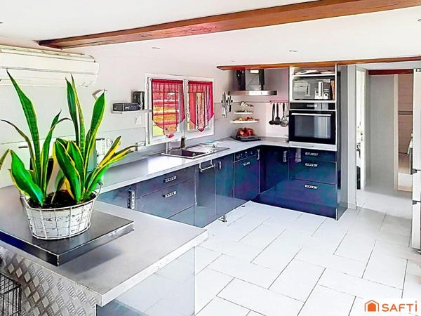 CONFORABLE ET SPACIEUSE MAISON NORMANDE AVEC PISCINE