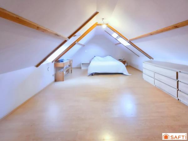 CONFORABLE ET SPACIEUSE MAISON NORMANDE AVEC PISCINE