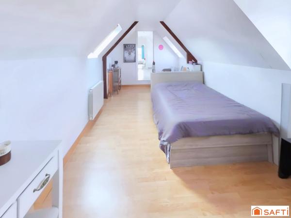 CONFORABLE ET SPACIEUSE MAISON NORMANDE AVEC PISCINE