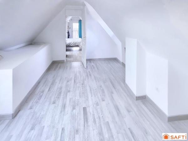 CONFORABLE ET SPACIEUSE MAISON NORMANDE AVEC PISCINE