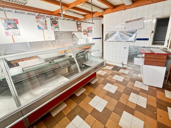 2P+ Local Commercial 83,4 m2 Paris 20