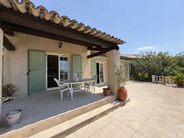 Maison
                                                                                                                                                                                                                                                                                                                        6 pièce(s)                                                                                                                                                                                                          5 chambre(s)                                                                                                                                                                                                          231  m²