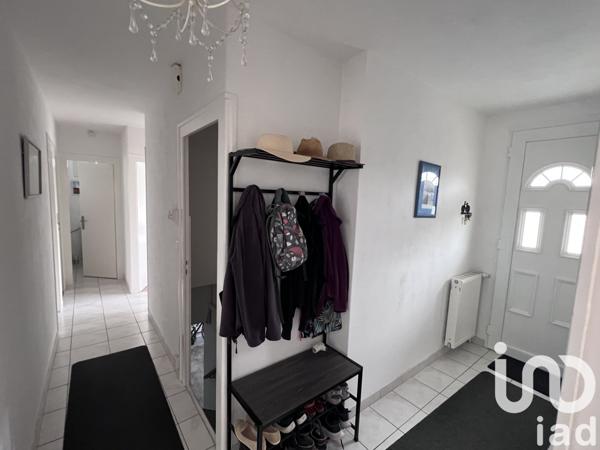 Maison à vendre 5 pièces 98 m² Saint-Aubin-le-Cloud