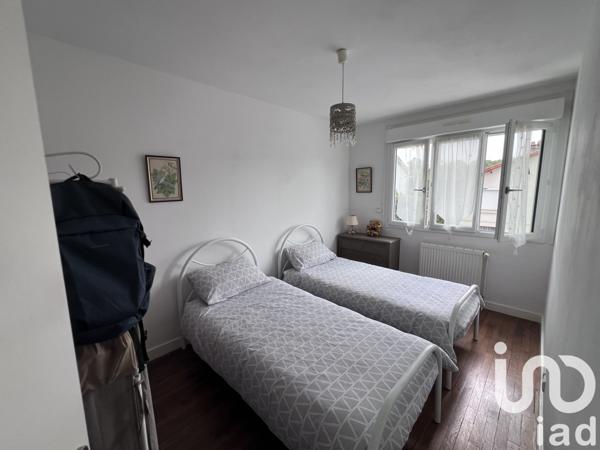 Maison à vendre 5 pièces 98 m² Saint-Aubin-le-Cloud