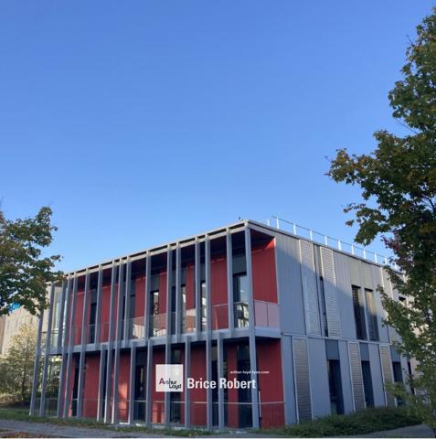 Location bureaux indépendants à Limonest environnement haut de gamme lumineux
