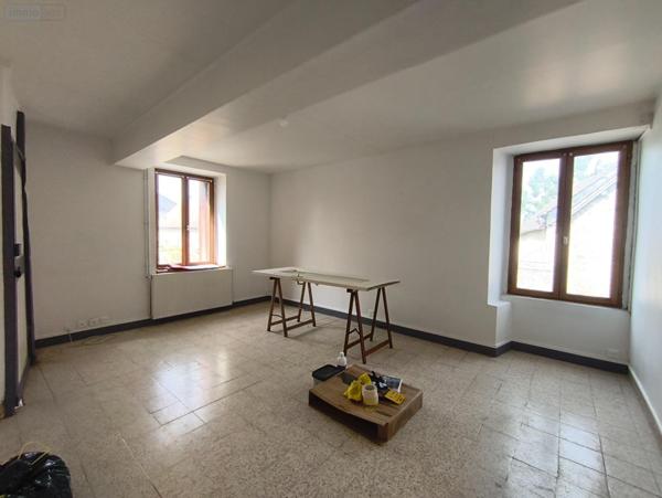 Maison de ville à louer à Bueil dans l'Eure (27730), ref : ST-1016637