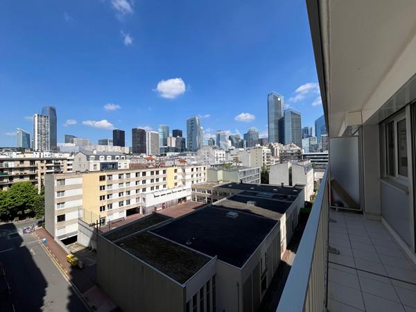 Puteaux Appartement  3 pièces de 60,72m²  avec balcon
