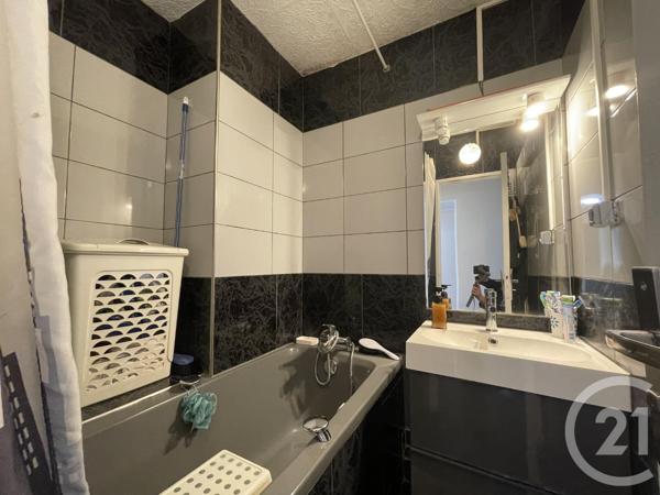 Appartement F4 à vendre  4 pièces - 67,22 m2 EVRY - 91