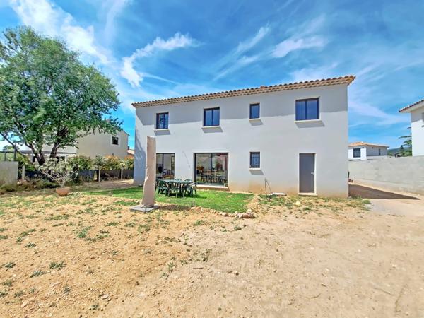 Maison 5 pièces - 140 m² Exclusivité efficity