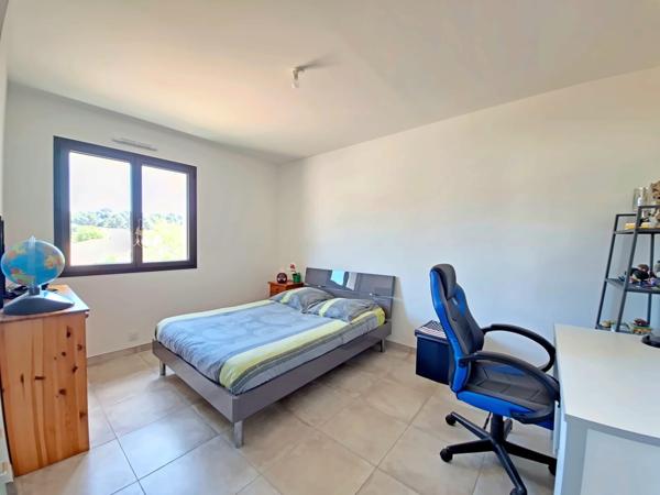 Maison 5 pièces - 140 m² Exclusivité efficity