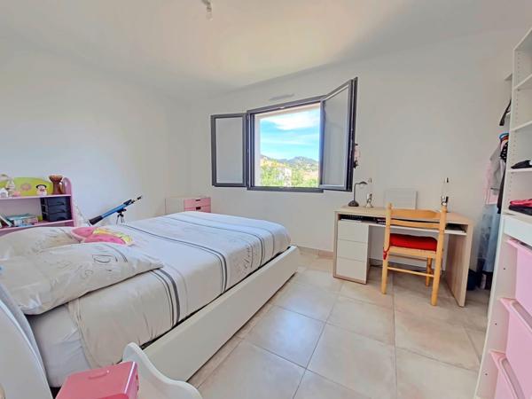 Maison 5 pièces - 140 m² Exclusivité efficity