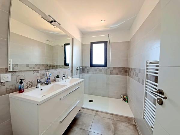 Maison 5 pièces - 140 m² Exclusivité efficity