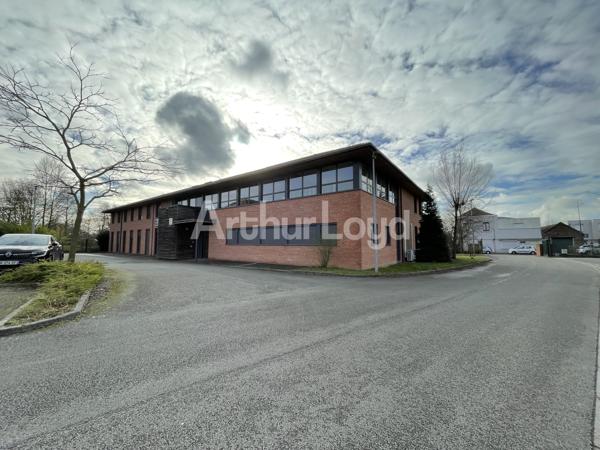 Bureaux à louer à Wambrechies bâtiment indépendant avec accès Rocade Nord Ouest