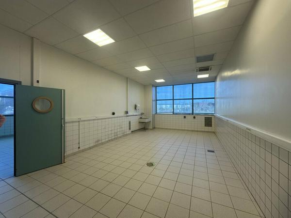 BUREAUX à LOUER de 500 m²