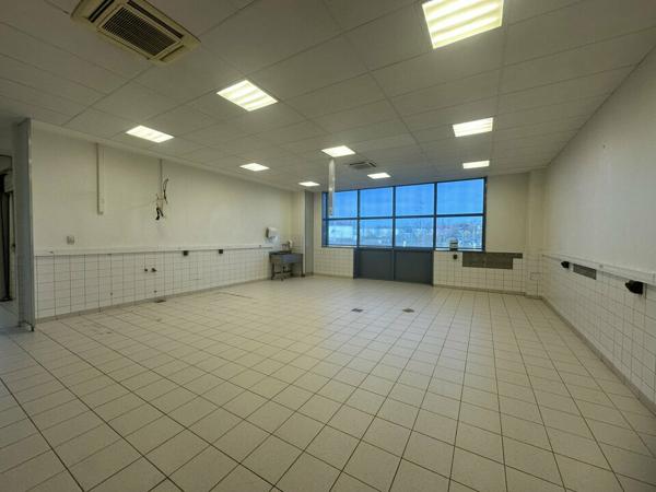 BUREAUX à LOUER de 500 m²