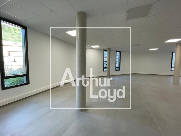 Bureaux neufs à louer à Grabels proche tramway et stationnement en sous sol