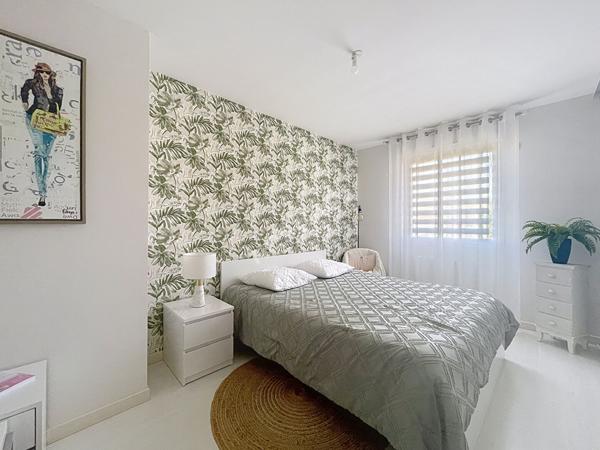 Maison moderne à vendre 3 chambres avec beau jardin à Rezé - Butte de Praud