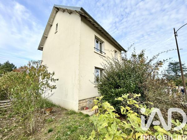 Maison à vendre 5 pièces 134 m² Saint-Yrieix-la-Perche