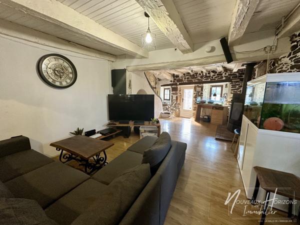 Maison
         5 pièces
        - 87 m² Exclusivité 94 900 € *