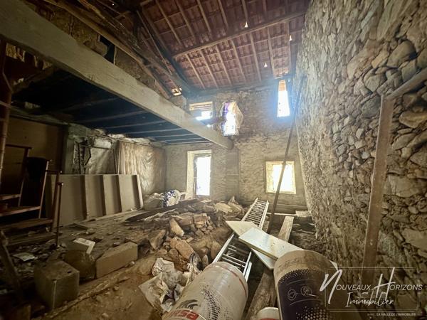 Maison
         5 pièces
        - 87 m² Exclusivité 94 900 € *