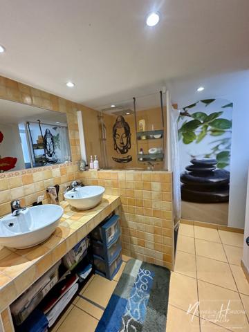 Maison
         5 pièces
        - 87 m² Exclusivité 94 900 € *