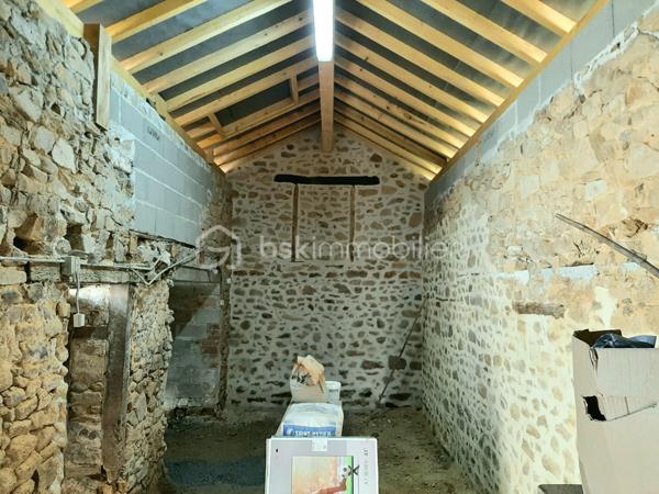 Maison en pierre de 79 m²