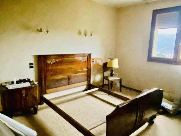 Maison spacieuse à vendre à Decazeville,