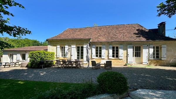 Dpt Dordogne (24), à vendre BERGERAC propriété P7 - terrain de 87000 m2