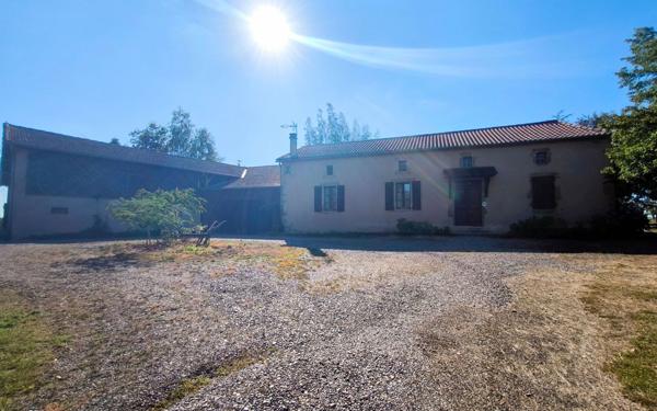 Maison à vendre    4 pièces •  Beaumarchés