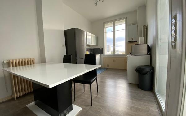 Appartement à louer    1 pièce •  Tours