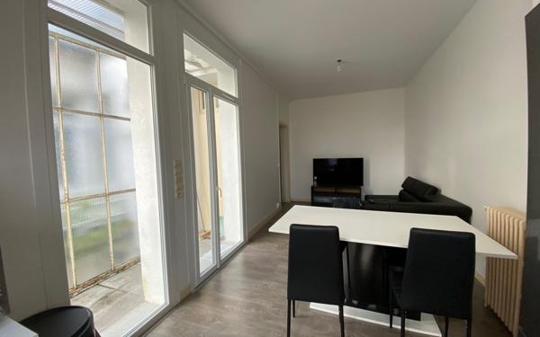 Appartement à louer    1 pièce •  Tours