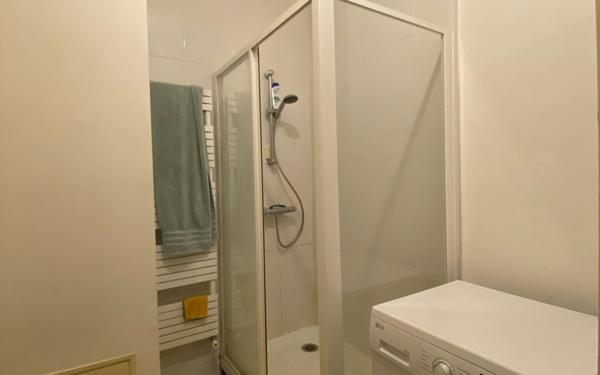 Appartement à louer    1 pièce •  Tours