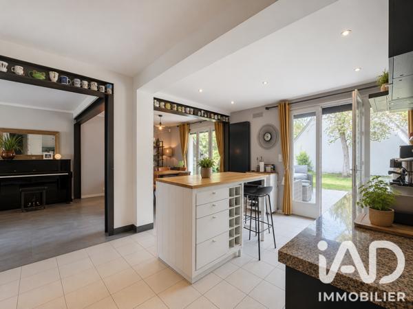 Maison à vendre 6 pièces 141 m² Carrières-sur-Seine