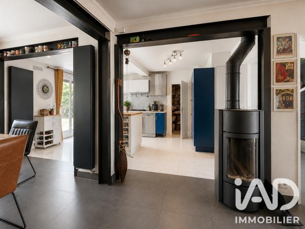 Maison à vendre 6 pièces 141 m² Carrières-sur-Seine