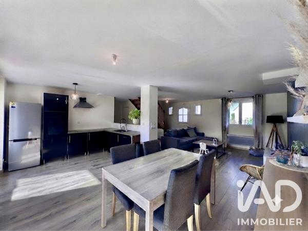 Maison à vendre 6 pièces 136 m² Houville-en-Vexin