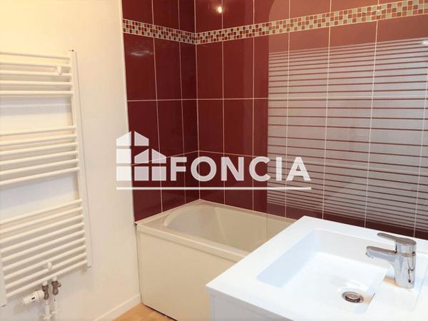 Location Appartement 3 pièces 63.2 m² - 210 RUE DU CDT GEORGES LEDRU Canteleu 76380