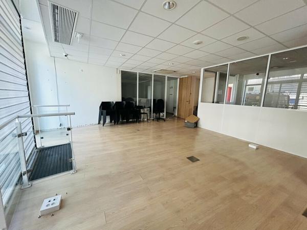 À LOUER - BUREAUX IDÉALEMENT PLACÉS EN CENTRE VILLE DE POITIERS - 340m²