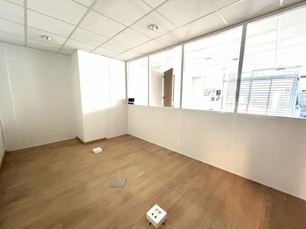 À LOUER - BUREAUX IDÉALEMENT PLACÉS EN CENTRE VILLE DE POITIERS - 340m²