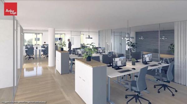 BUREAUX à LOUER de 801 m²