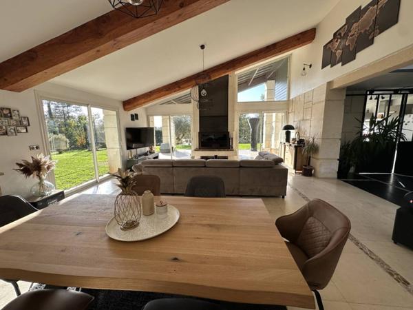 Maison à vendre 7 pièces de 183 m²