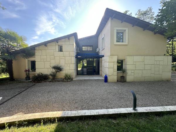 Maison à vendre 7 pièces de 183 m²