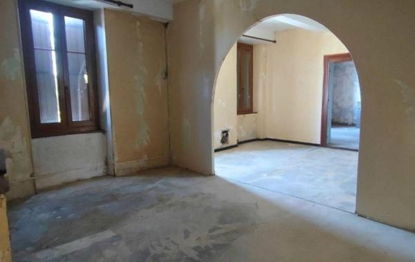 Vente Appartement P3 Avec terrasse à rénover Bagnols-sur-ceze   